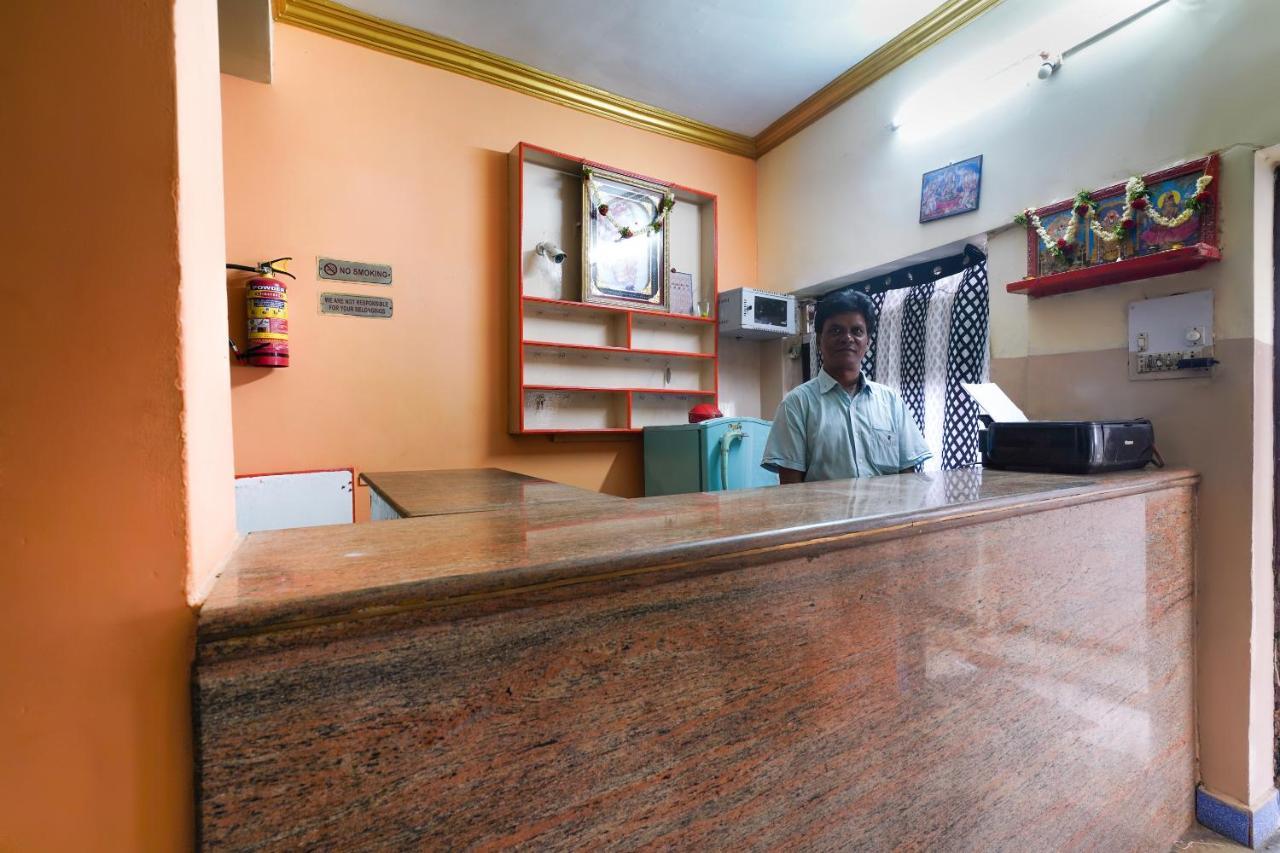 Spot On Sri Sai Lohith Lodge Near Snow World Secundurabad Esterno foto